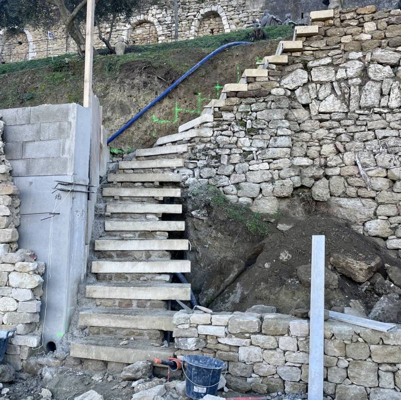 Pose des marches monolithe